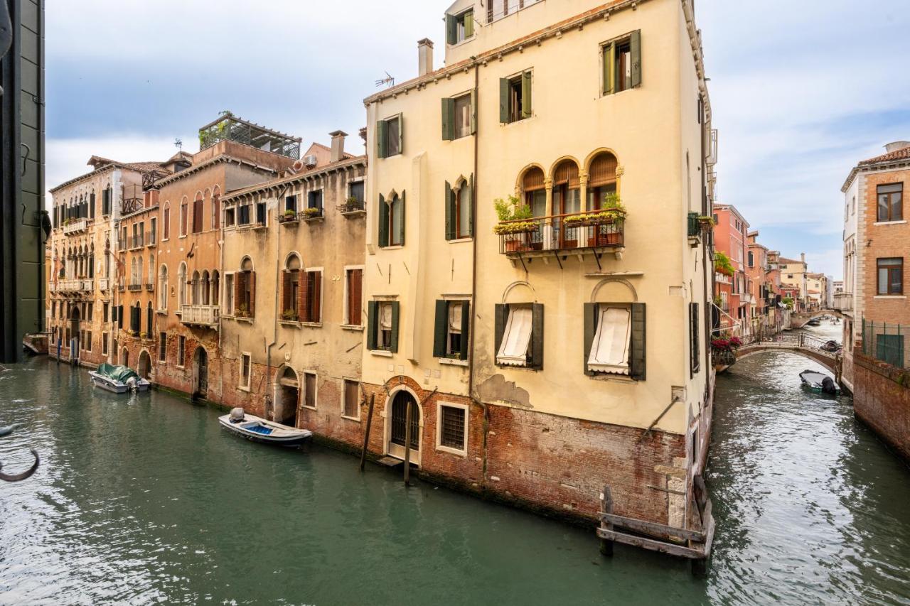 Apartmán Palazzo Borgoloco Benátky Exteriér fotografie